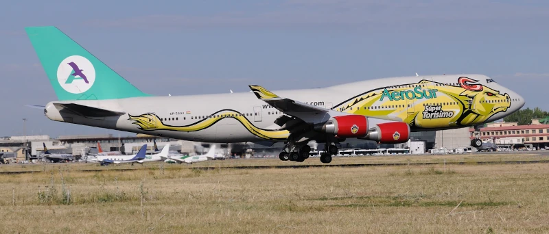 Aerosur vol a Madrid con Boeing 747 (foto Antonio Camarasa).